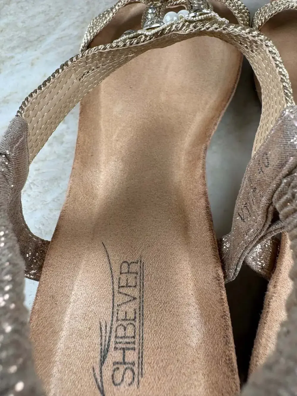 SHIBEVER Champagne Rhinestone Low Wedge Sandals Elastic Strap Women’s EU 40